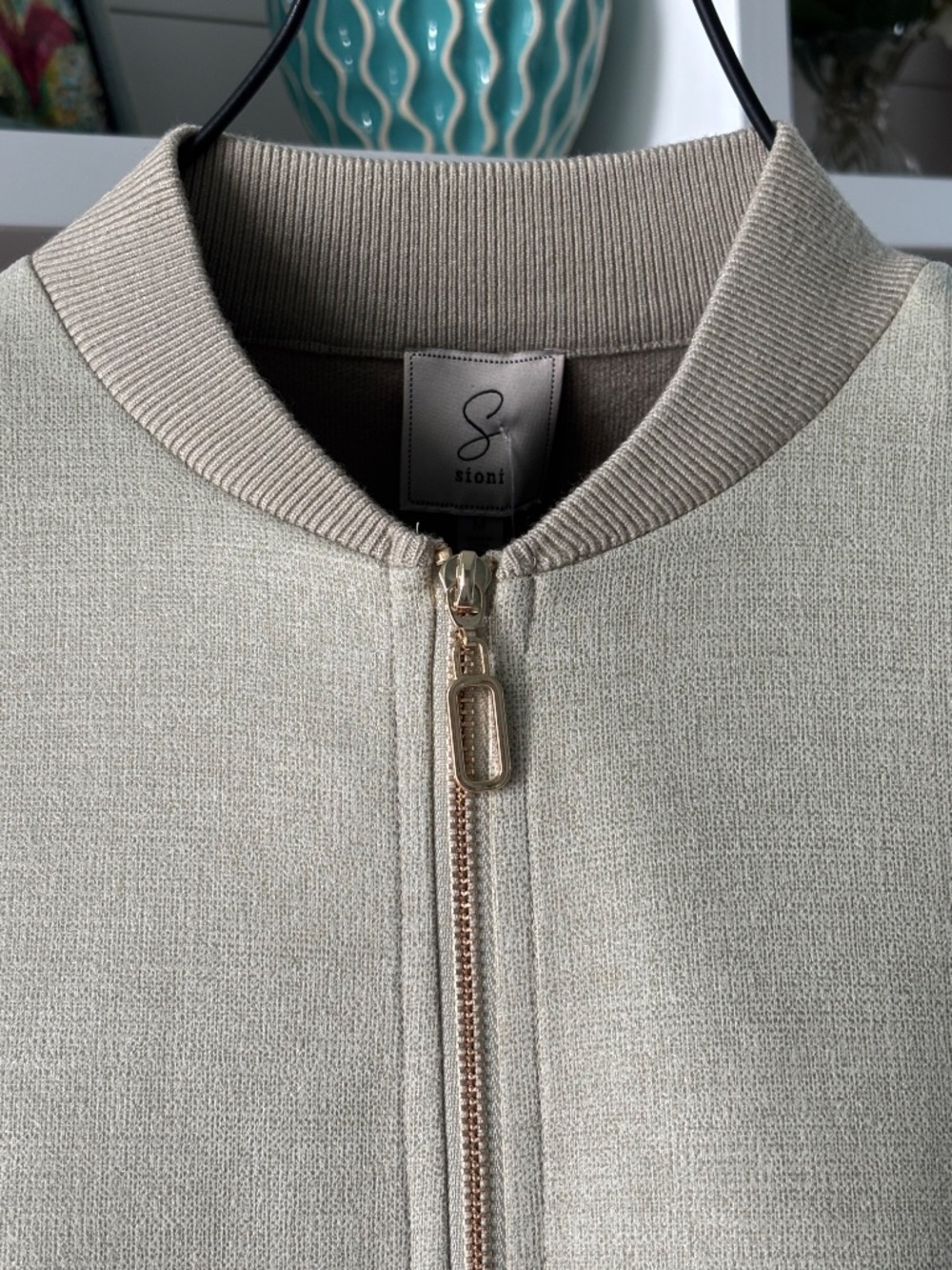 NWT Sioni Soft Sage Green Luxury Bomber Jacket Sz M - Picture 2 of 14